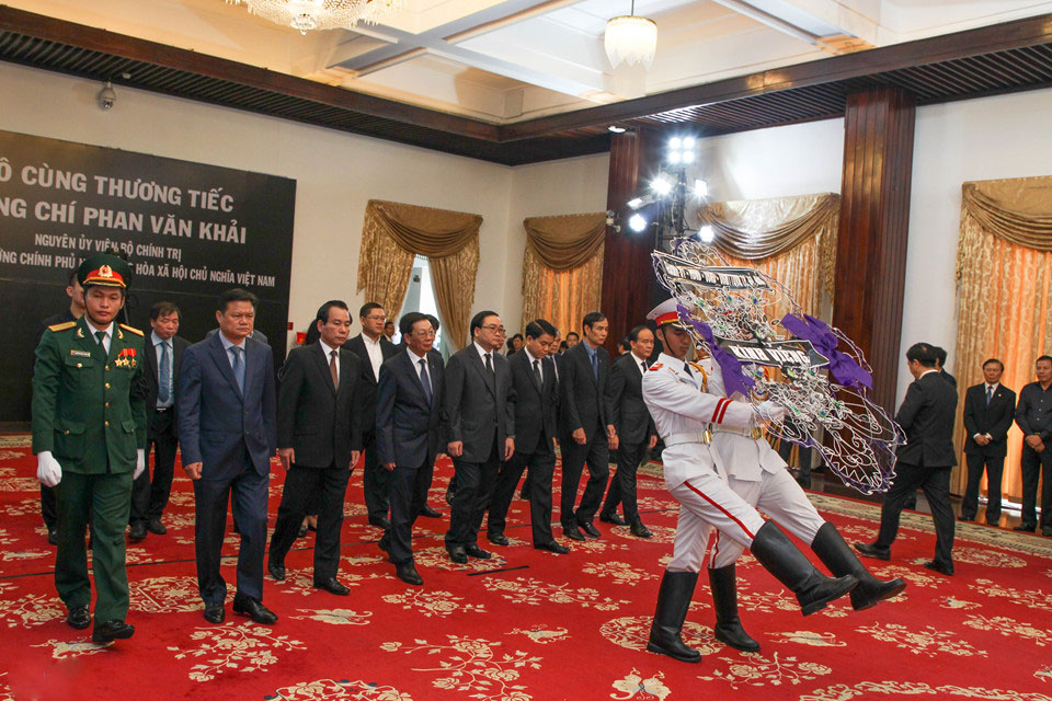 Khoảnh khắc lắng lòng tại lễ viếng nguyên Thủ tướng Phan Văn Khải